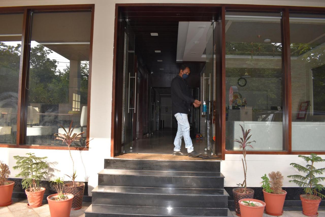 Hotel Siddhartha Inn Udaipur Exteriör bild