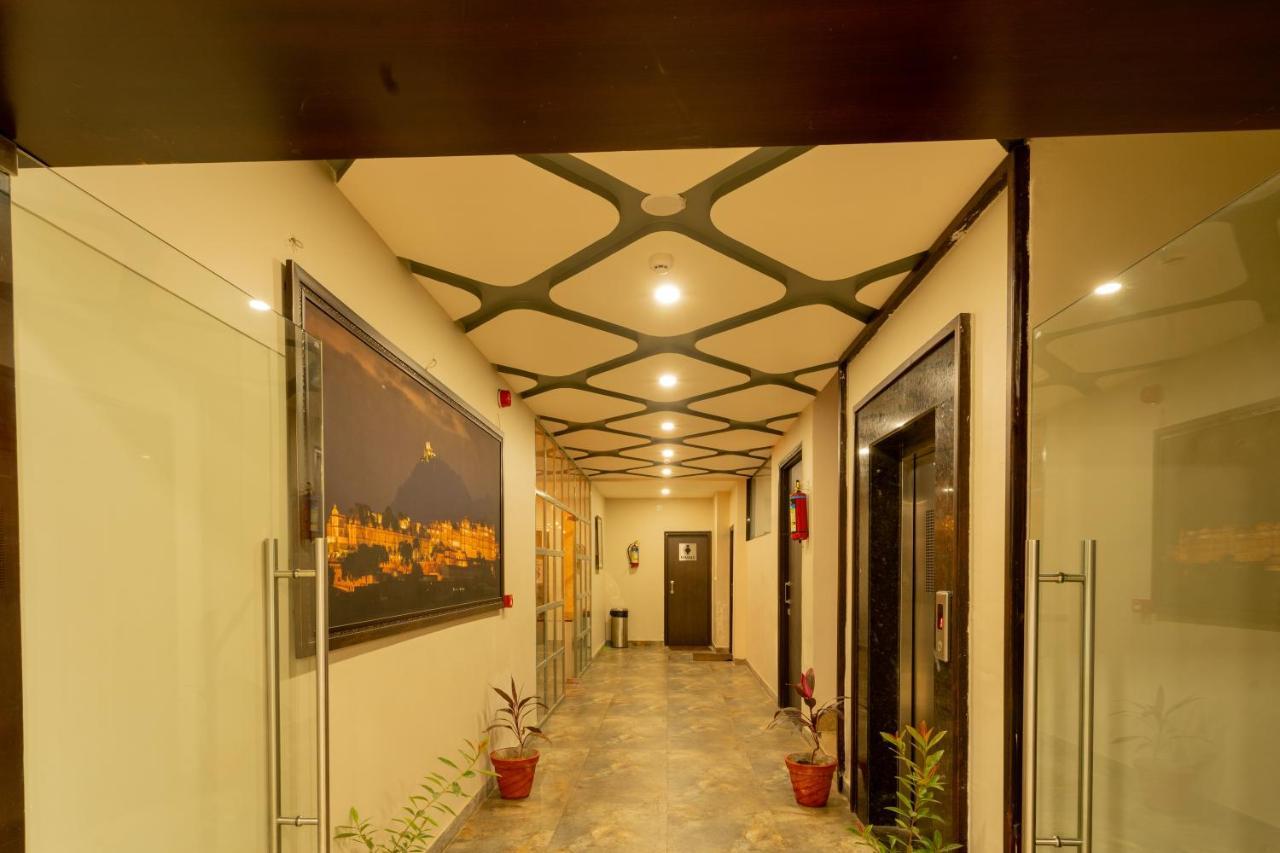 Hotel Siddhartha Inn Udaipur Exteriör bild