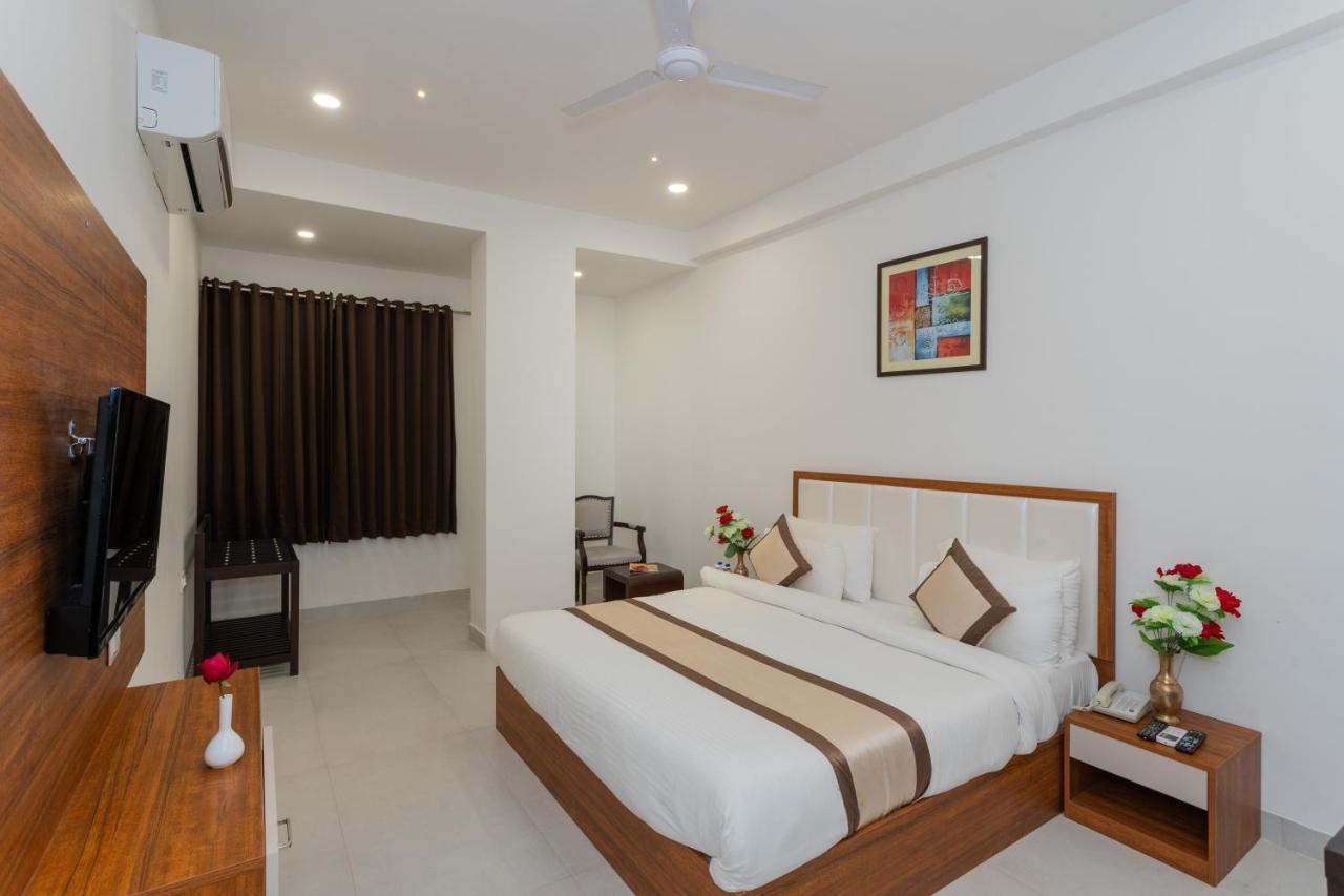 Hotel Siddhartha Inn Udaipur Exteriör bild